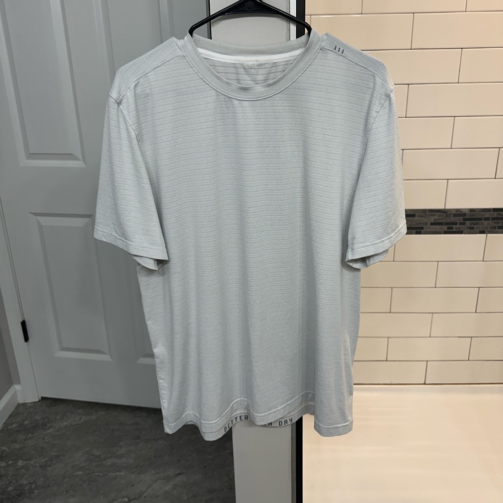 Lululemon License to Train Relaxed Fit Tee